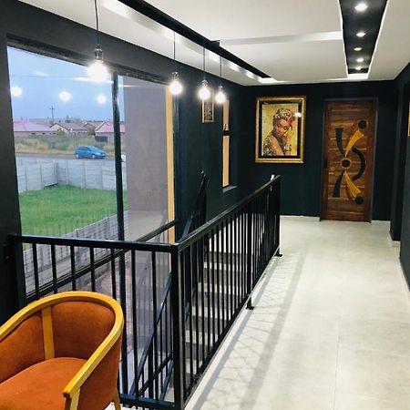 Black Rose Guesthouse Soweto Esterno foto