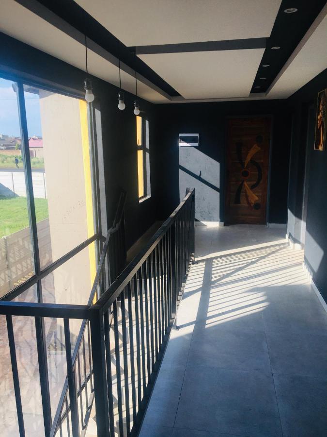Black Rose Guesthouse Soweto Esterno foto