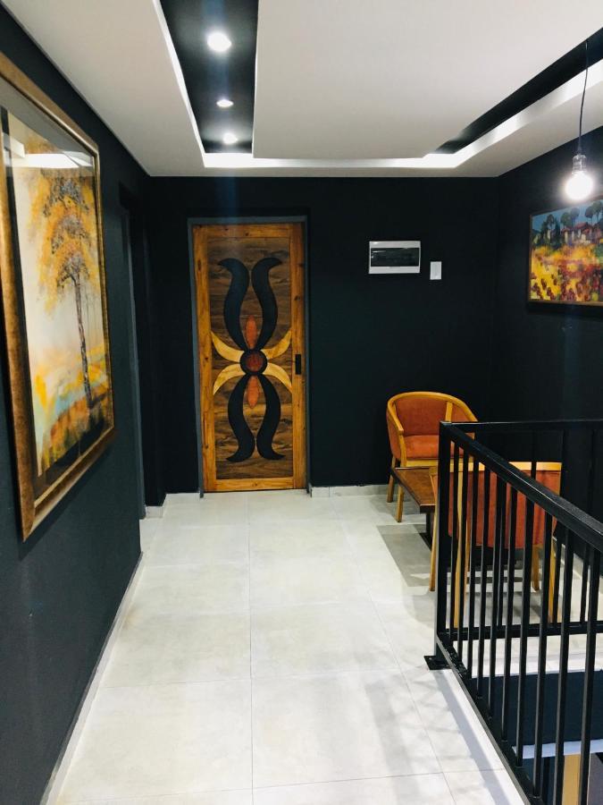 Black Rose Guesthouse Soweto Esterno foto
